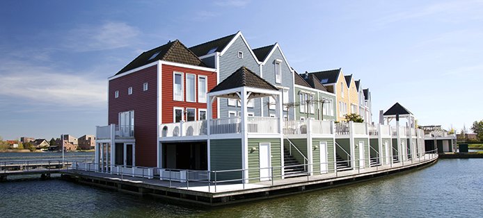 Wasser als Bebauungsfläche – Sind Floating Homes vielleicht die Zukunft des Wohnens?