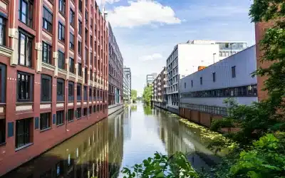 Gewerbeumbau fördern: Was Bauträger bei der Umnutzung zu Wohnraum jetzt beachten müssen